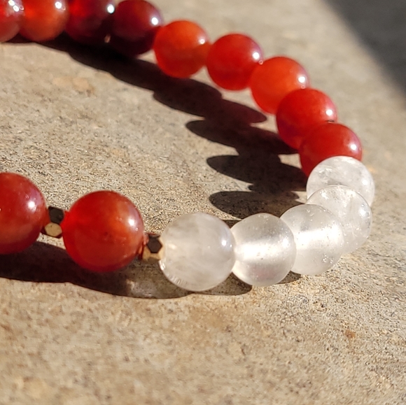 🤍3/$30 Boho Quartz & Glass Bead Bracelet - Picture 4 of 7